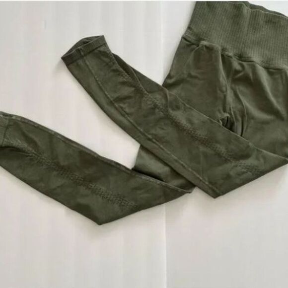 NWOT Free People High-Rise 7/8 Length Good Karma Leggings- Secret Moss - Picture 4 of 4